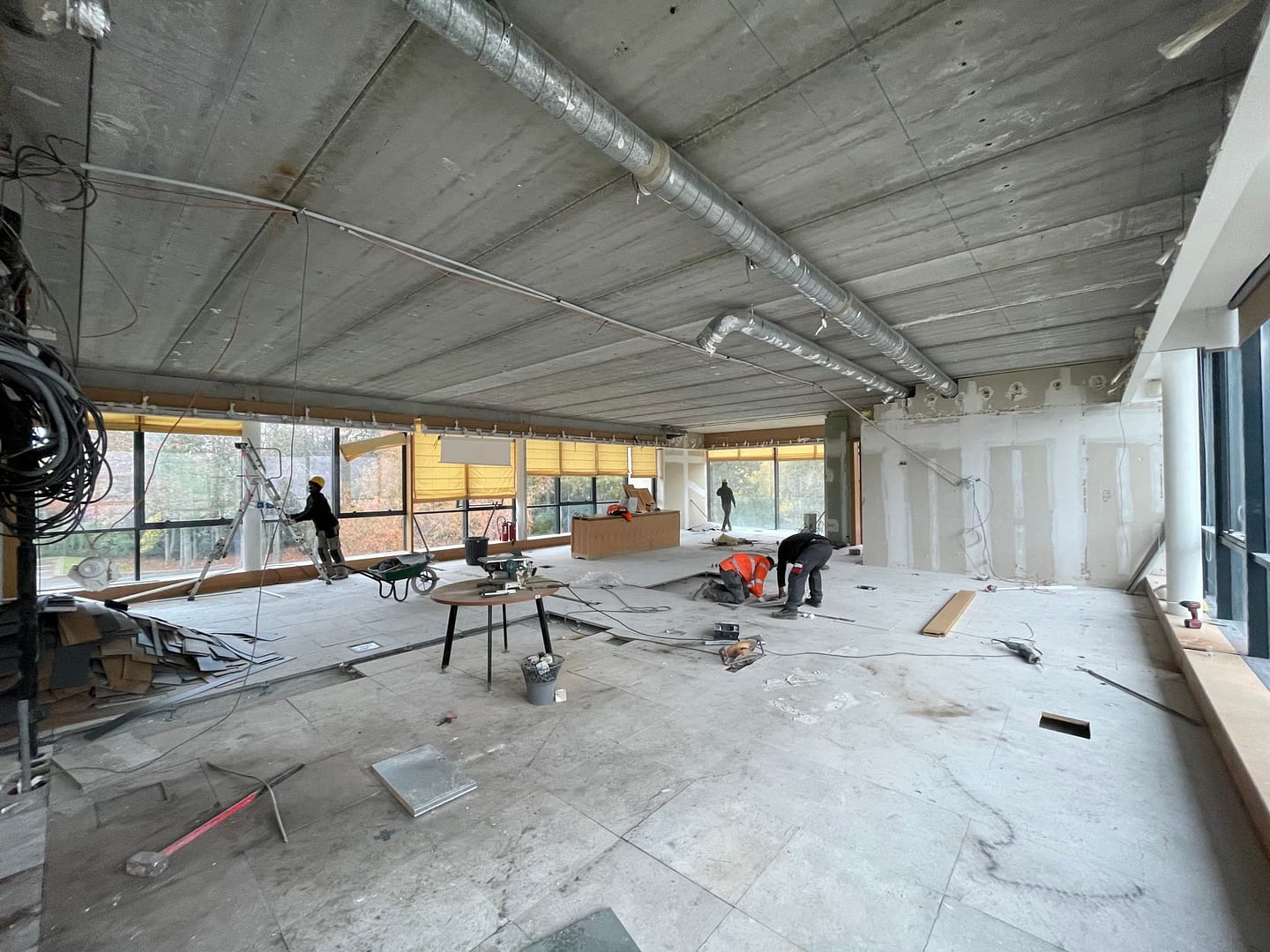 Avant Après travaux d'aménagement de bureaux